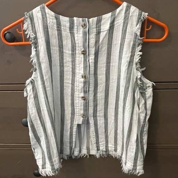 Cropped green stripe with buttons on back - Picture 2 of 2